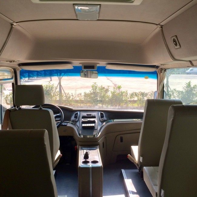 Xe buýt xe điện 18 chỗ ngồi với phạm vi hành trình 200km và pin 89,7 kWh cho giao thông công cộng