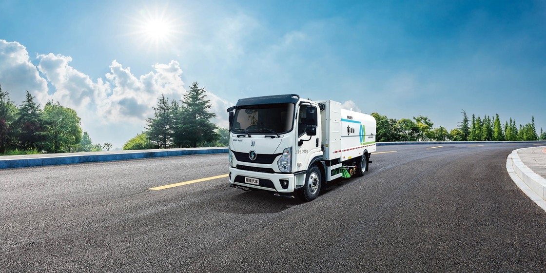 Sanitation Vehicles Pure electric Zero Emission Type 12 T Washing Sweeper