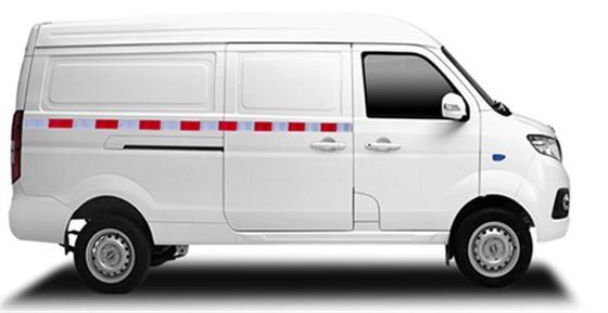 Phạm vi 200 Miles Electric Mini Vans 3 giờ Sạc 7 Chỗ ngồi 2Cabs